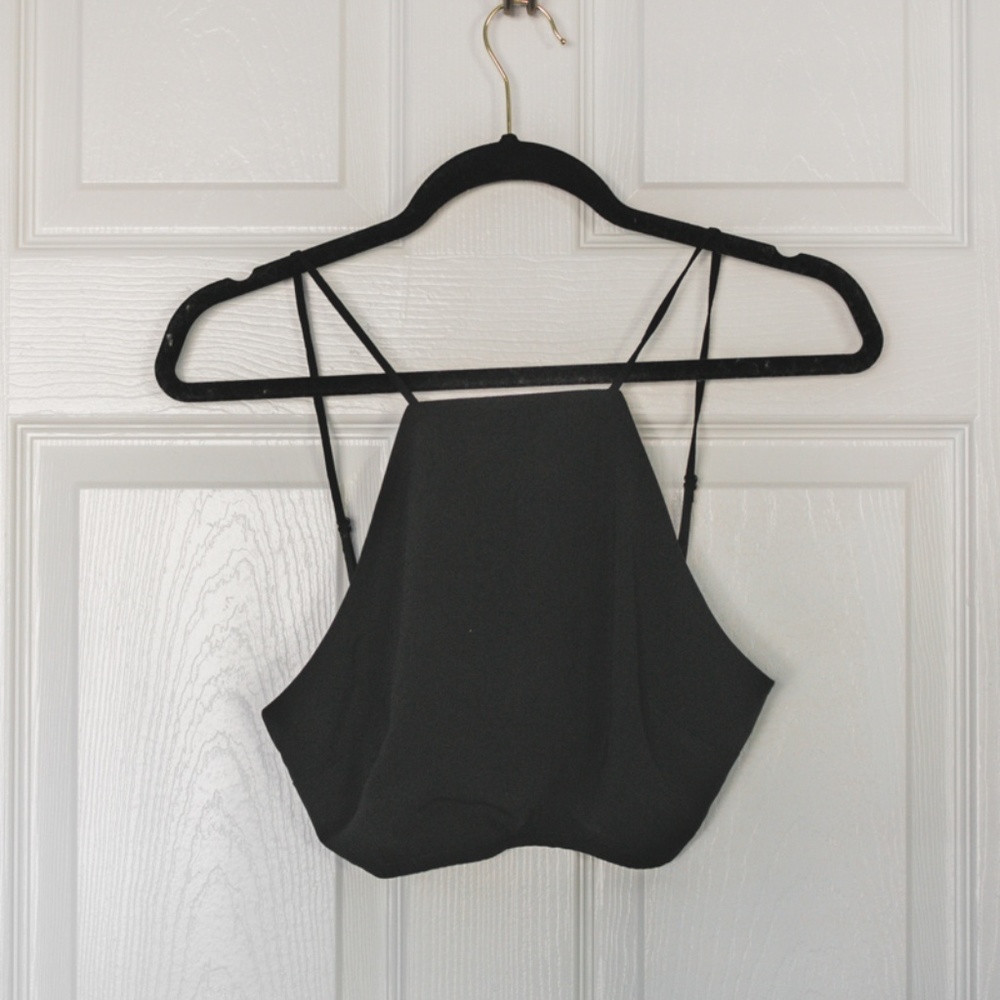 😍Tobi Black Halter Crop Top 😍